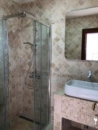 Гостевой дом Villa Horus Свети-Стефан Двухместный номер Делюкс с 1 кроватью или 2 отдельными кроватями и видом на море-11